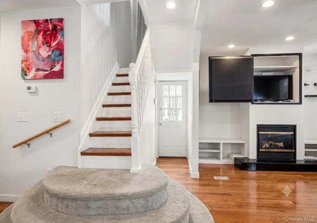 Photo 3 of Single family home for sale at 16960 144th Road, New York, NY 11434 | MLS# 1017010 | Listing updated on 2026-10-25