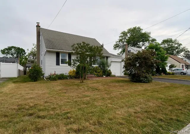 Photo 3 of Sale Pending at 161 Van Buren St, Babylon, NY 11704 | MLS# 1017723 | Listing updated on 2026-10-01