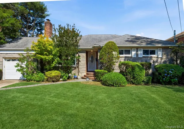 Photo 1 of Single family home for sale at 169 Landau Ave, Hempstead, NY 11001 | MLS# 1018277 | Listing updated on 2026-09-12