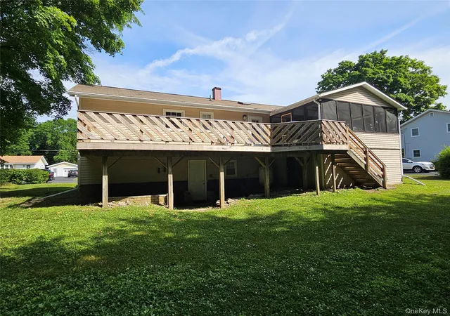 Photo 2 of Sale Pending at 7 Scotchtown Dr, Middletown, NY 10941 | MLS# 1018375 | Listing updated on 2026-09-12