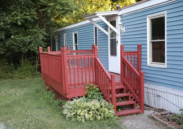 Photo 2 of Sale Pending at 116 New Rd #Stop 4, Milton, NY 12547 | MLS# 1019262 | Listing updated on 2026-09-11
