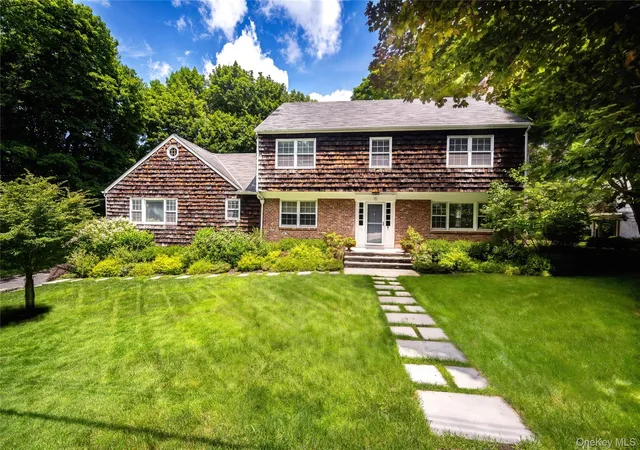 Photo 3 of Sale Pending at 15 Laurel Hl Rd, Greenburgh, NY 10522 | MLS# 1019374 | Listing updated on 2026-09-27
