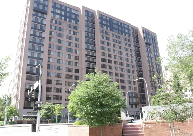 Photo 1 of Condo for sale at 4 Martine Ave #905, White Plains, NY 10606 | MLS# 1019920 | Listing updated on 2026-09-10