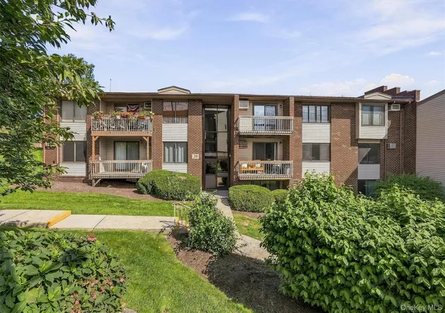 Condo for sale at 206 Country Clb Ln, Haverstraw, NY 10970 | MLS# 1020520