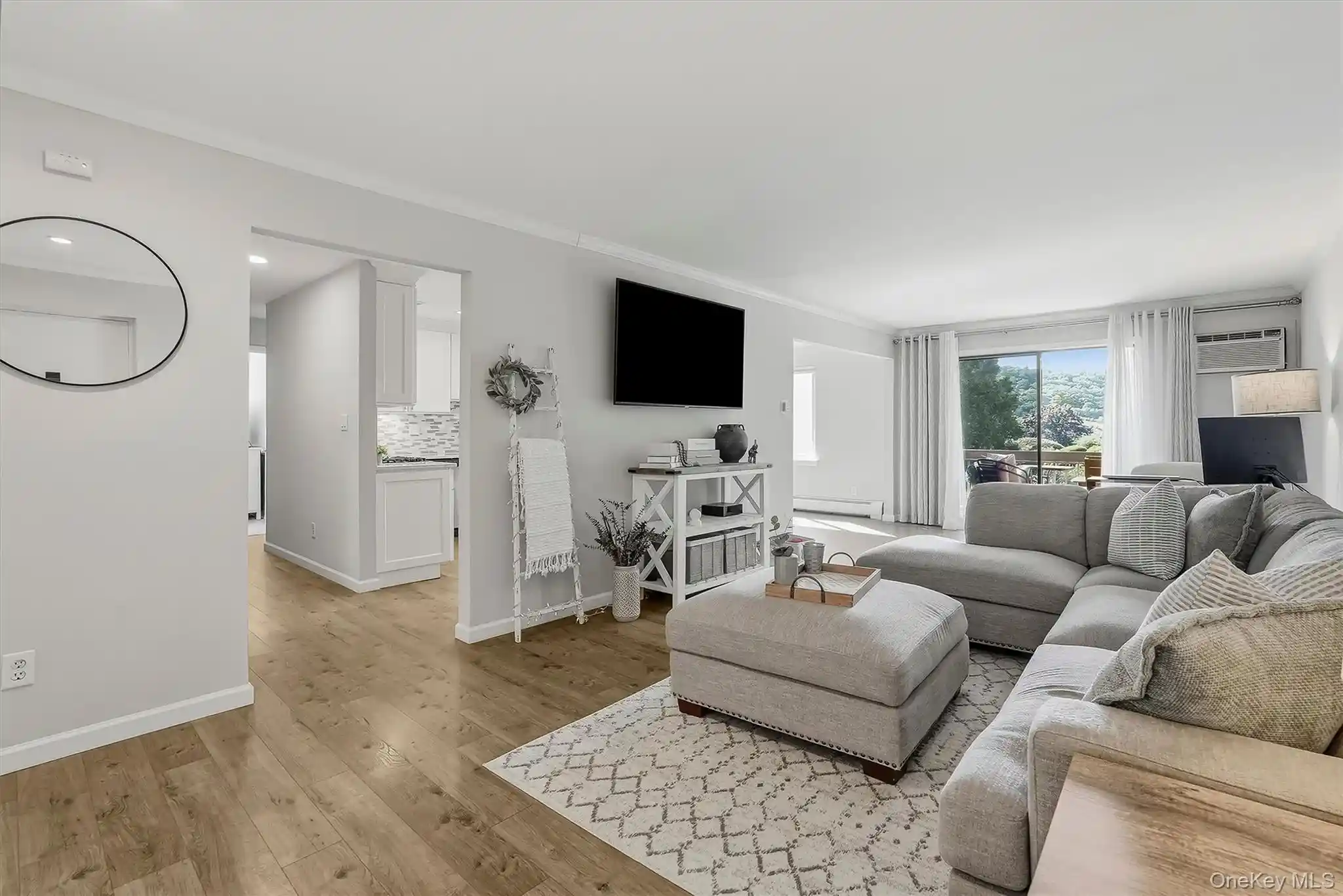 Listing Photo 2 - Condo for sale in 206 Country Clb Ln located at 206 Country Clb Ln, Haverstraw, NY 10970 - Unit 206 Country Clb Ln