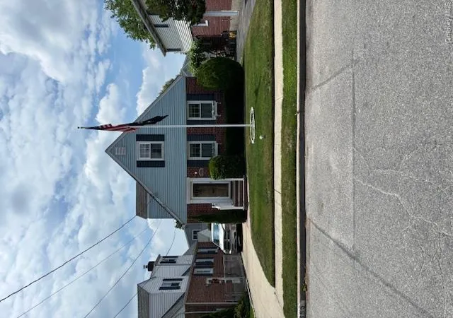 Photo 1 of Single family home for sale at 655 2nd Place S, Hempstead, NY 11530 | MLS# 1020836 | Listing updated on 2026-09-13