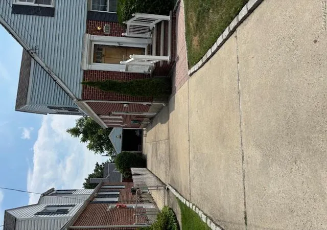 Photo 2 of Single family home for sale at 655 2nd Place S, Hempstead, NY 11530 | MLS# 1020836 | Listing updated on 2026-09-13