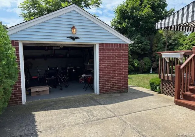 Photo 3 of Single family home for sale at 655 2nd Place S, Hempstead, NY 11530 | MLS# 1020836 | Listing updated on 2026-09-13