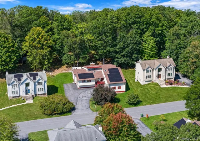 Photo 1 of Single family home for sale at 19 Davidge Rd, Middletown, NY 10940 | MLS# 1020924 | Listing updated on 2026-09-10