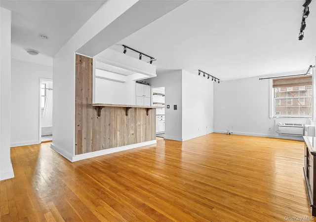 Photo 1 of Condo for sale at 804 Bronx River Rd #5A, Yonkers, NY 10708 | MLS# 1021204 | Listing updated on 2026-09-12