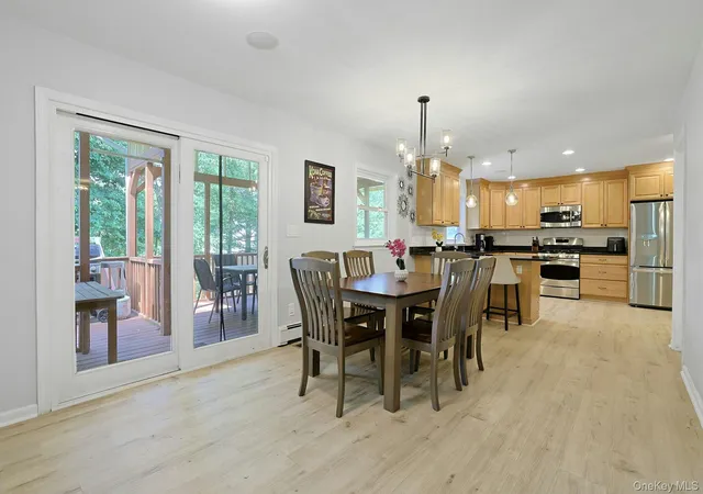 Photo 1 of Single family home for sale at 10 Pepperill Ct, Clarkstown, NY 10956 | MLS# 1021575 | Listing updated on 2026-09-27