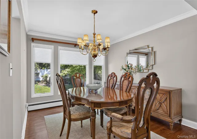 Photo 3 of Single family home for sale at 7 Chatham Rd, Smithtown, NY 11725 | MLS# 1023277 | Listing updated on 2026-09-15