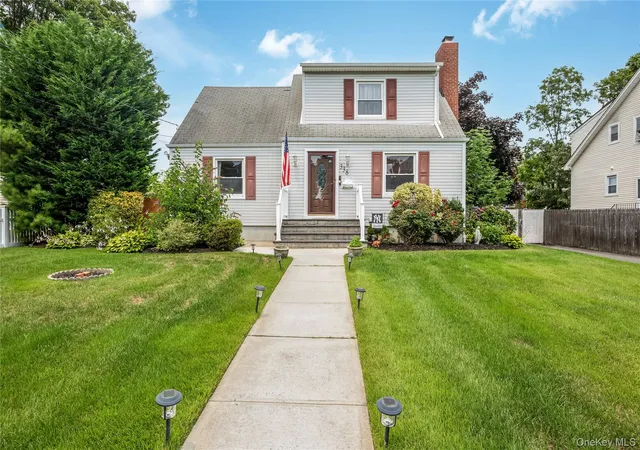 Photo 1 of Single family home for sale at 338 Southside Ave, Hempstead, NY 11520 | MLS# 1023706 | Listing updated on 2026-09-14