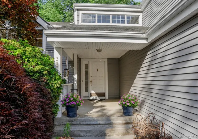 Photo 2 of Single family home for sale at 3176 Woodfield Ct, Yorktown, NY 10598 | MLS# 1023812 | Listing updated on 2026-09-13
