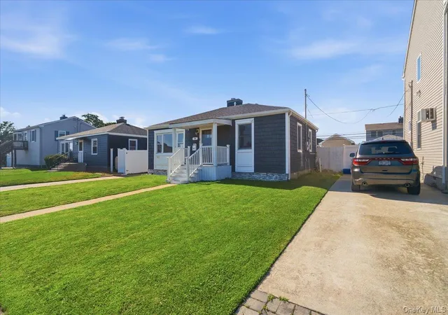 Photo 3 of Single family home for sale at 34 Polk St, Hempstead, NY 11520 | MLS# 1024210 | Listing updated on 2026-09-13
