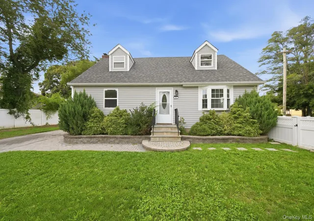 Photo 1 of Single family home for sale at 85 Schleigel Blvd, Oyster Bay, NY 11735 | MLS# 1024776 | Listing updated on 2026-09-10