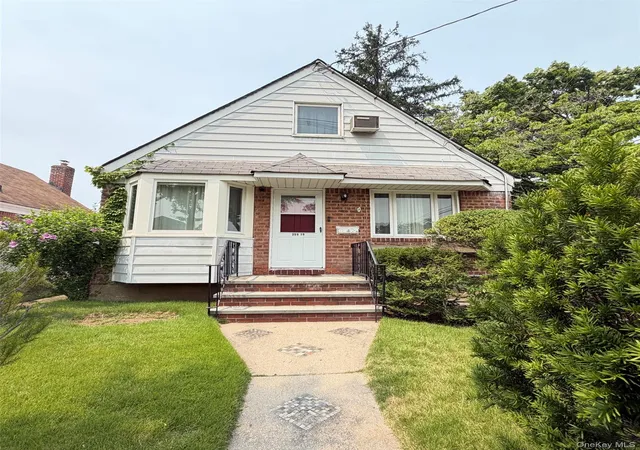 Photo 1 of Single family home for sale at 259-19 80th Avenue, New York, NY 11004 | MLS# 1025100 | Listing updated on 2026-09-27