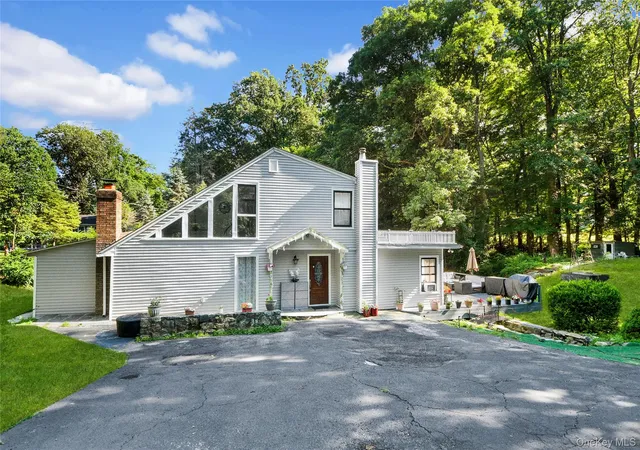 Photo 1 of Single family home for sale at 435 Birdsall Dr, Yorktown, NY 10598 | MLS# 1025268 | Listing updated on 2026-09-13