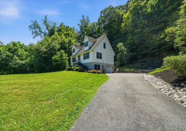 Photo 1 of Single family home for sale at 69 Barger St, Putnam Valley, NY 10579 | MLS# 1025313 | Listing updated on 2026-09-11