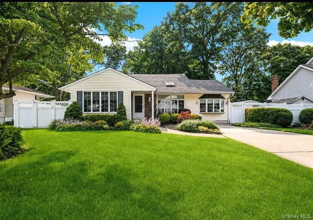 Photo 1 of Sale Pending at 12 Larry Rd, Brookhaven, NY 11784 | MLS# 1025544 | Listing updated on 2026-09-11