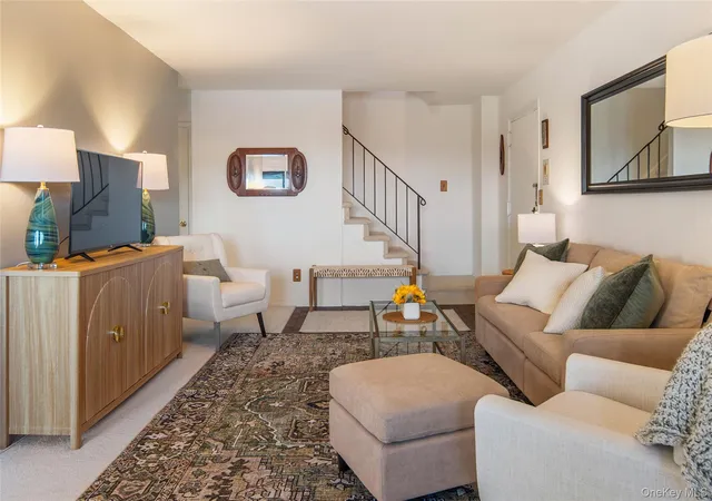 Listing Photo 4 - Condo for sale in building located at 215 Kemeys, Ossining, NY 10510 - Unit #215