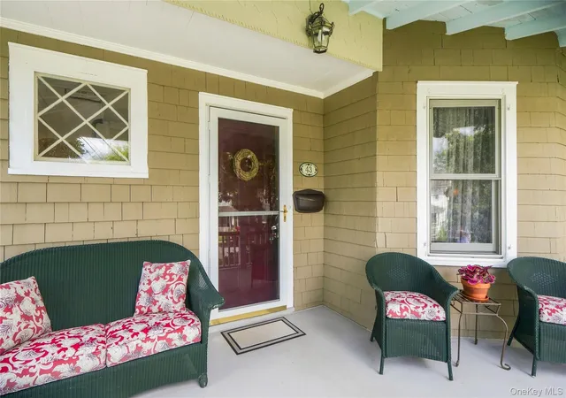 Photo 3 of Single family home for sale at 43 Kellogg St, Oyster Bay, NY 11771 | MLS# 1026156 | Listing updated on 2026-09-14