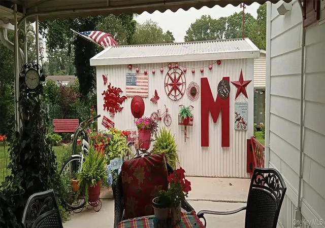 Photo 3 of Manufactured home for sale at 1661 Old Country Rd #471, Riverhead, NY 11901 | MLS# 1026192 | Listing updated on 2026-09-11