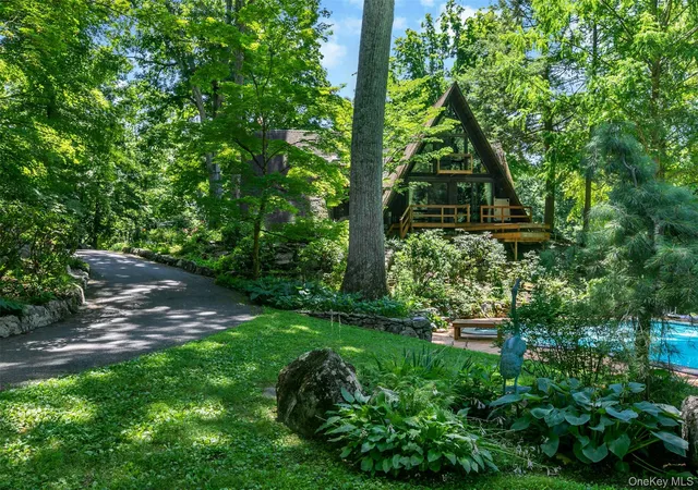 Photo 1 of Single family home for sale at 1750 Baptist Church Rd, Yorktown, NY 10598 | MLS# 1026264 | Listing updated on 2026-09-15