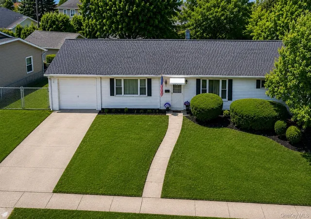 Photo 3 of Single family home for sale at 43 Plainedge Dr, Oyster Bay, NY 11714 | MLS# 1026385 | Listing updated on 2026-09-15