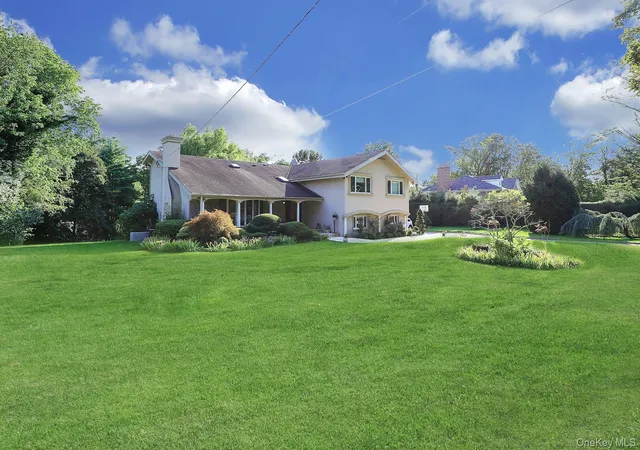 Photo 2 of Sale Pending at 650 Bryant Ave, North Hempstead, NY 11576 | MLS# 1026425 | Listing updated on 2026-09-11