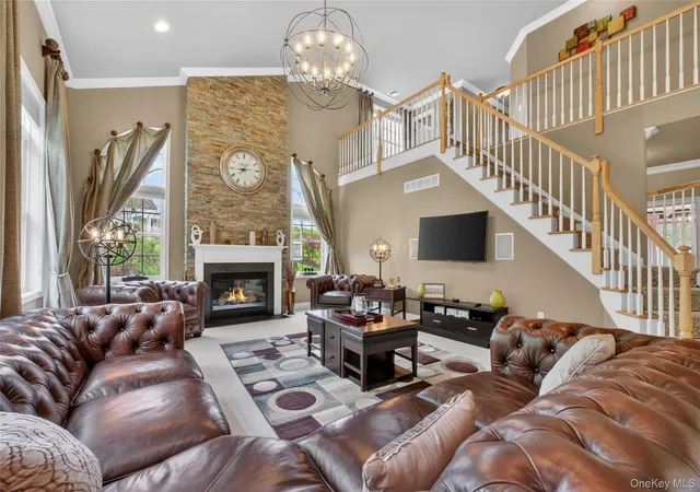 Photo 3 of Single family home for sale at 219 Country Clb Rd, Hopewell Junction, NY 12533 | MLS# 1026787 | Listing updated on 2026-09-15