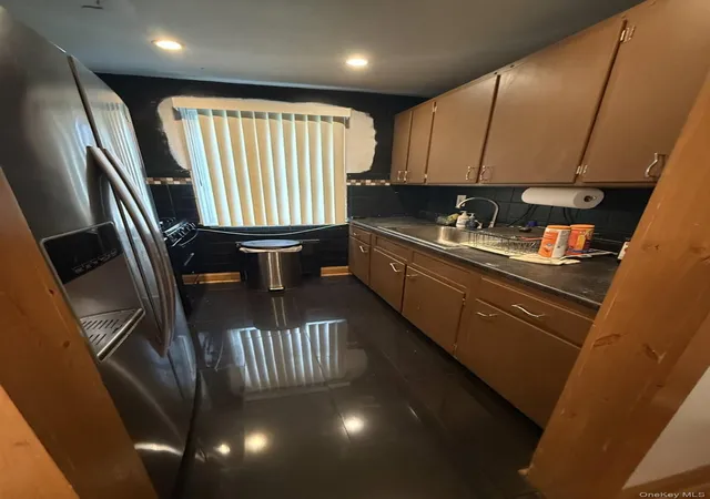 Photo 2 of Condo for sale at 78 27 Springfield Blvd #7827, Oakland Gardens, NY 11364 | MLS# 1026955 | Listing updated on 2026-09-12