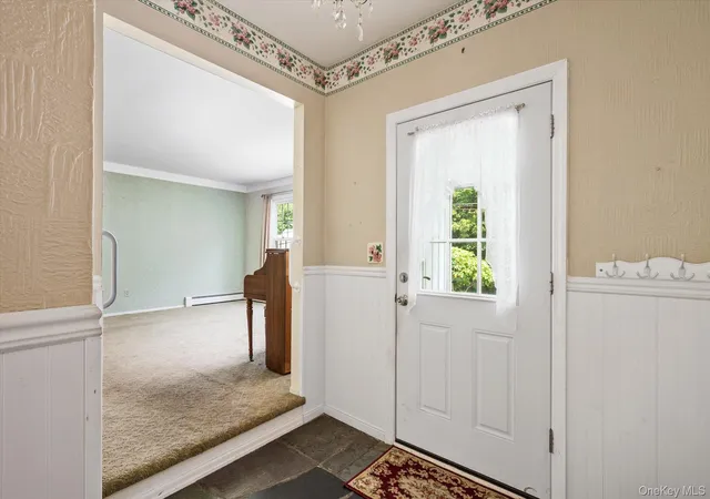 Photo 2 of Single family home for sale at 21 Vause St, Huntington, NY 11768 | MLS# 1027110 | Listing updated on 2026-09-30
