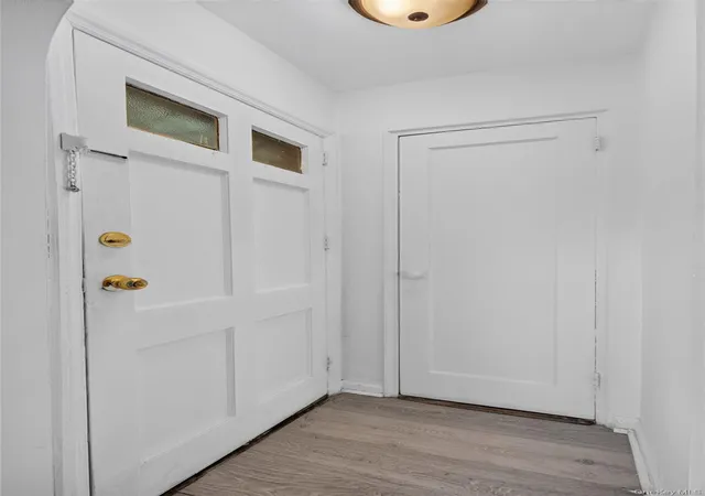 Photo 3 of Single family home for sale at 163 07 21st Avenue, New York, NY 11357 | MLS# 1027150 | Listing updated on 2026-09-14