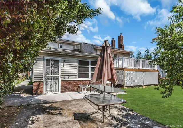 Photo 32 of Single family home for sale at 214 Park Ave, North Hempstead, NY 11040 | MLS# 1027197 | Listing updated on 2026-09-19