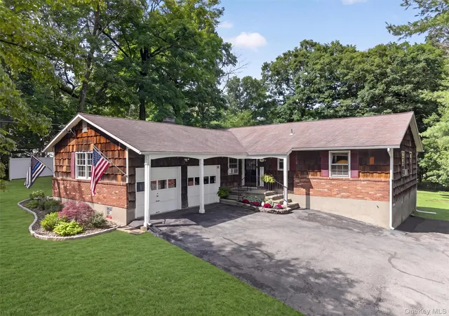 Photo 3 of Sale Pending at 25 Lucky Ln, Blooming Grove, NY 10992 | MLS# 1027224 | Listing updated on 2026-09-14