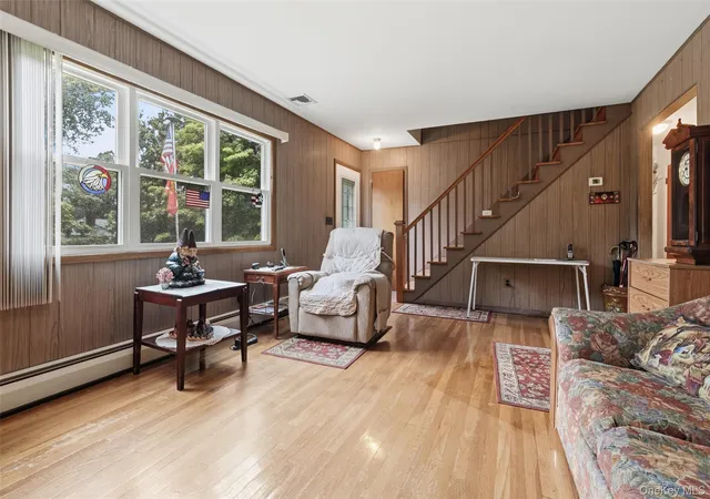 Photo 3 of Single family home for sale at 44 Somerset Ln, Putnam Valley, NY 10579 | MLS# 1027729 | Listing updated on 2026-09-14