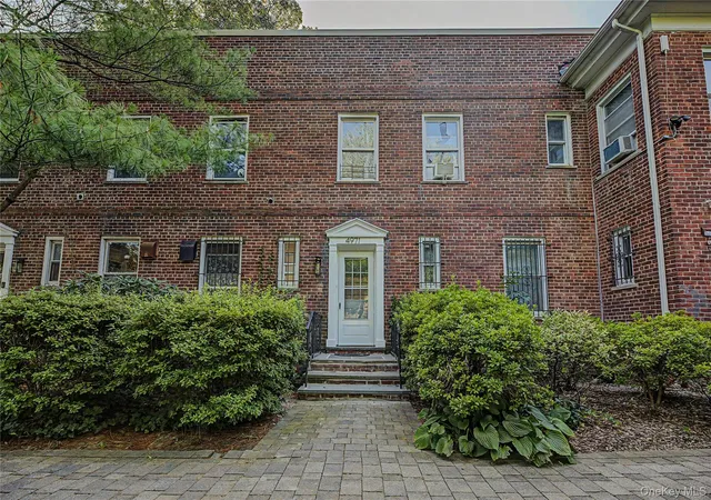 Photo 1 of Condo for sale at 4971 Henry Hudson Pkwy W #4971, New York, NY 10471 | MLS# 1027822 | Listing updated on 2026-10-07