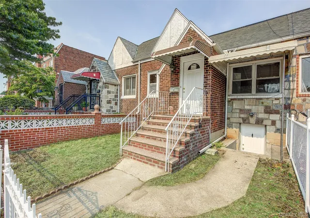Photo 2 of Single family home for sale at 2537 89th Street, New York, NY 11369 | MLS# 1027828 | Listing updated on 2026-10-08
