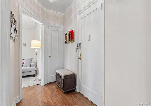 Photo 2 of Sale Pending at 19 William St #2D, Mount Vernon, NY 10552 | MLS# 1028062 | Listing updated on 2026-09-11