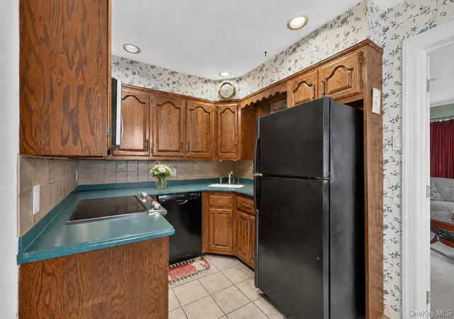 Photo 4 of Sale Pending at 83 Whittier Ave, Hempstead, NY 11566 | MLS# 1028070 | Listing updated on 2026-09-14