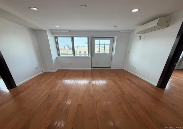 Photo 2 of Sale Pending at 92 Canal St #6C, New York, NY 10002 | MLS# 1028711 | Listing updated on 2026-09-14