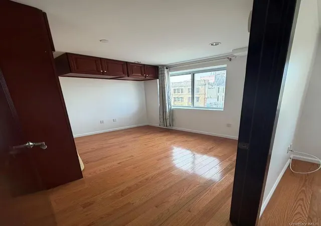 Photo 3 of Sale Pending at 92 Canal St #6C, New York, NY 10002 | MLS# 1028711 | Listing updated on 2026-09-14