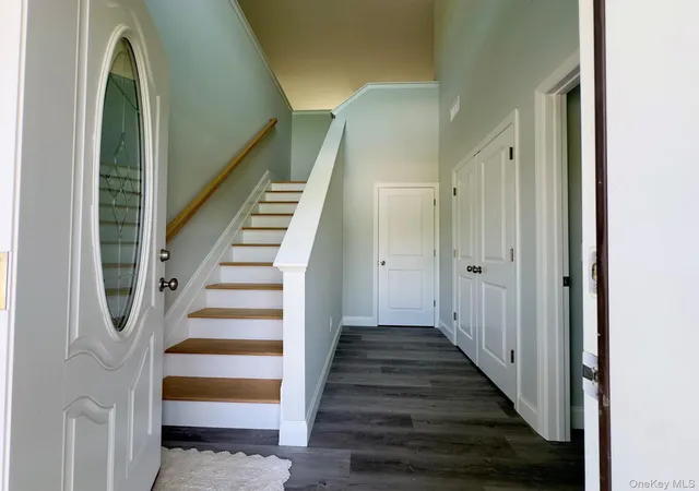 Photo 2 of Single family home for sale at 25 Walnut St, Brookhaven, NY 11727 | MLS# 1028796 | Listing updated on 2026-09-13