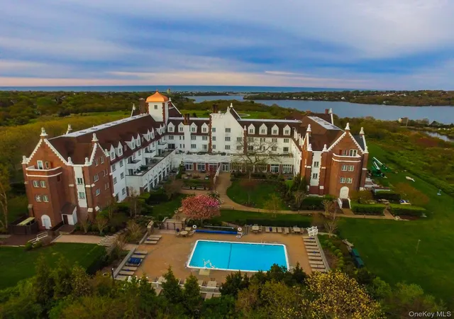 Photo 1 of Sale Pending at 236 Edgemere St #303, East Hampton, NY 11954 | MLS# 1028849 | Listing updated on 2026-09-24