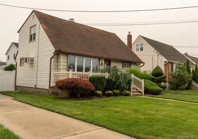 Photo 2 of Single family home for sale at 81 Montgomery Ave, Hempstead, NY 11572 | MLS# 1029003 | Listing updated on 2026-09-13