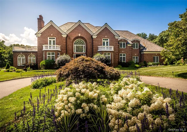 Photo 3 of Mansion for sale at 778 Sleepy Holw Rd, Mount Pleasant, NY 10510 | MLS# 1029073 | Listing updated on 2026-09-15