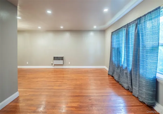 Photo 3 of Single family home for sale at 28 Brookdale Rd, Glen Cove, NY 11542 | MLS# 1029323 | Listing updated on 2026-10-03