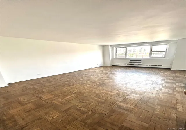 Photo 2 of Condo for sale at 89 00 170 Street #5E, New York, NY 11432 | MLS# 1029565 | Listing updated on 2026-10-07