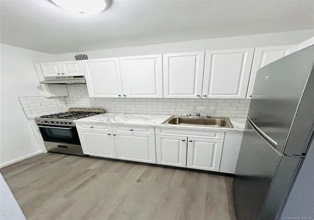 Photo 3 of Condo for sale at 89 00 170 Street #5E, New York, NY 11432 | MLS# 1029565 | Listing updated on 2026-10-07